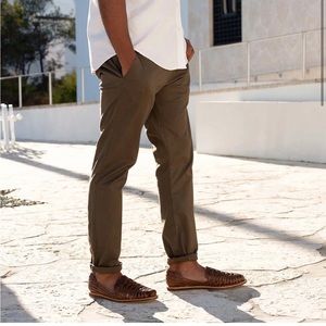 NISOLO HUARACHE LEATHER SLIP SANDALS Size 10